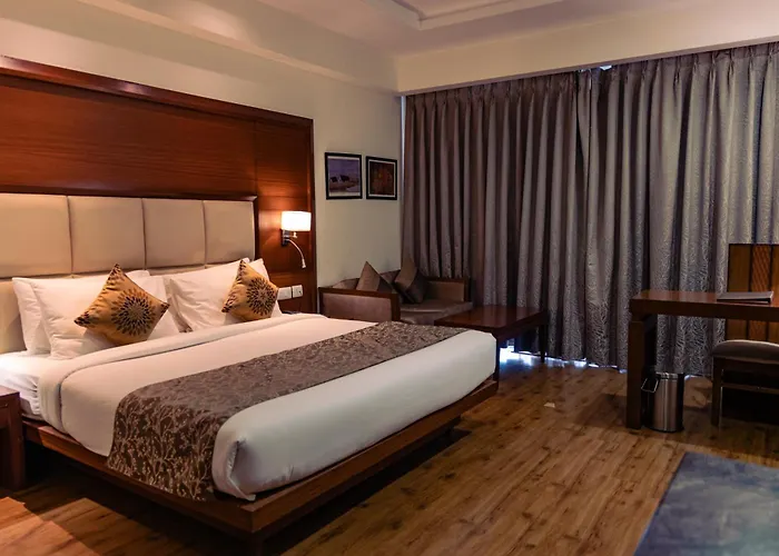 Deluxe King Room
